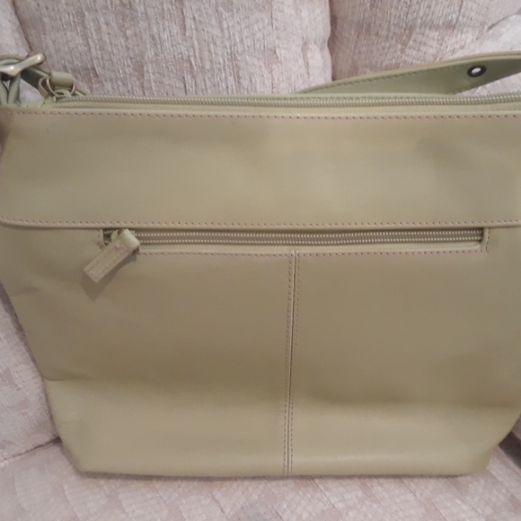 Mint Green Leather Handbag w/Vinyl Trim - Picture 2 of 3